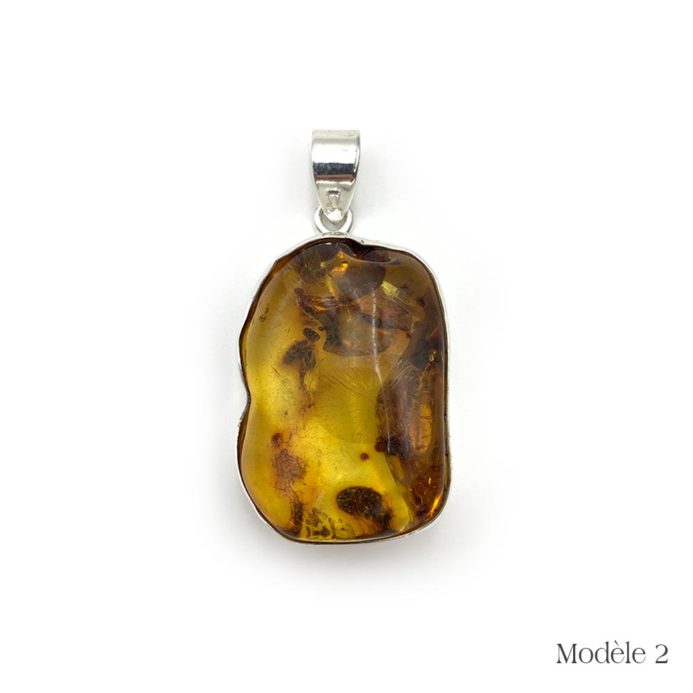 Pendentif en Ambre cerclé en Argent Massif 925/1000