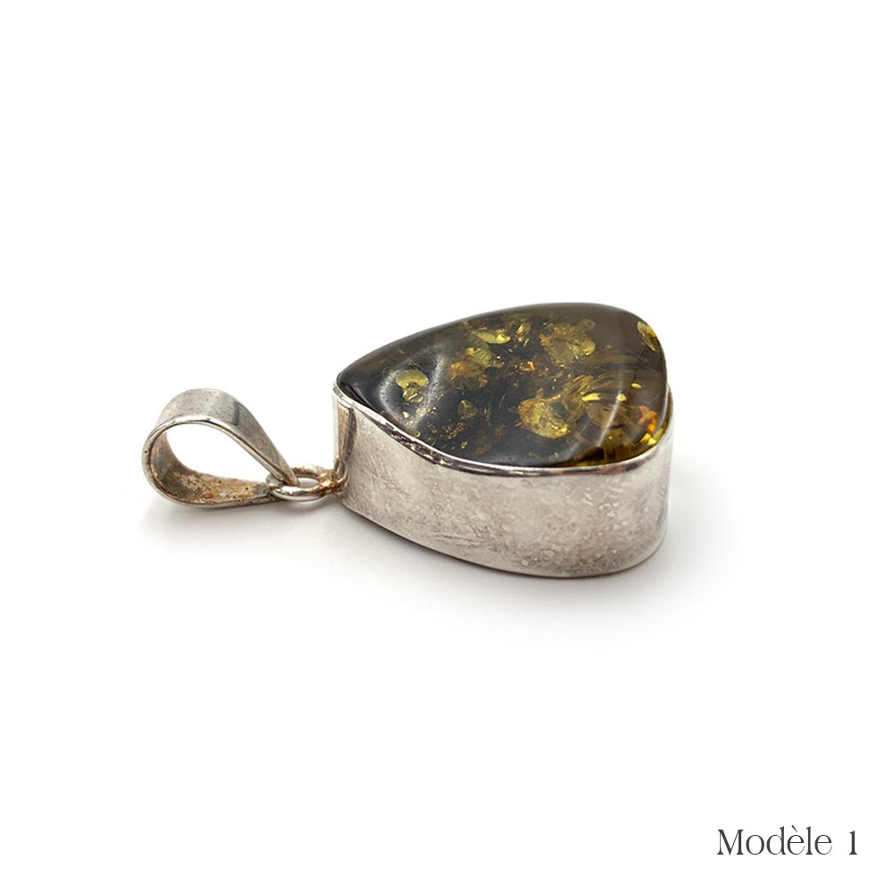 Pendentif en Ambre cerclé en Argent Massif 925/1000
