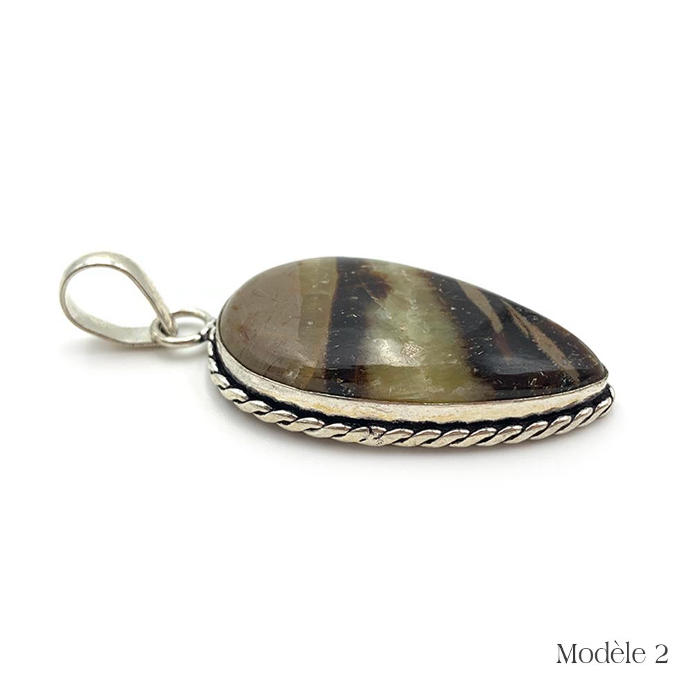 Pendentif Septaria Intemporel – Force et Résilience