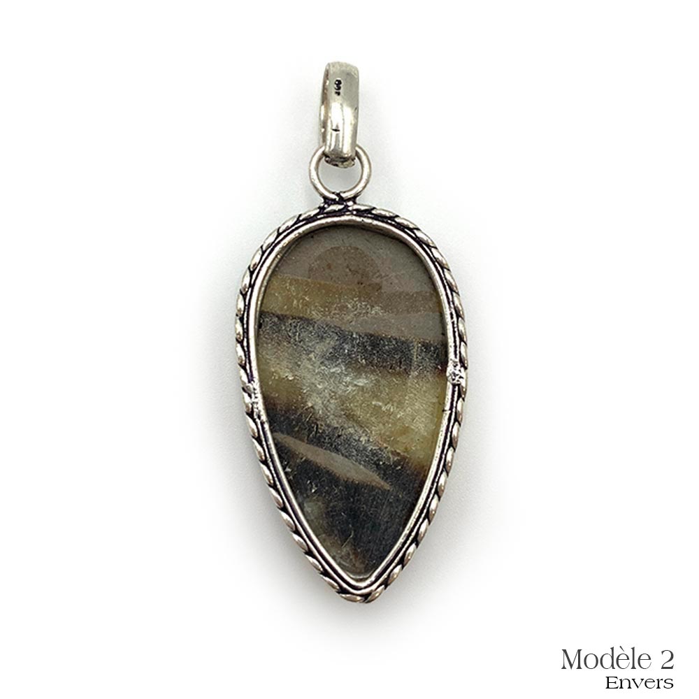 Pendentif Septaria Intemporel – Force et Résilience