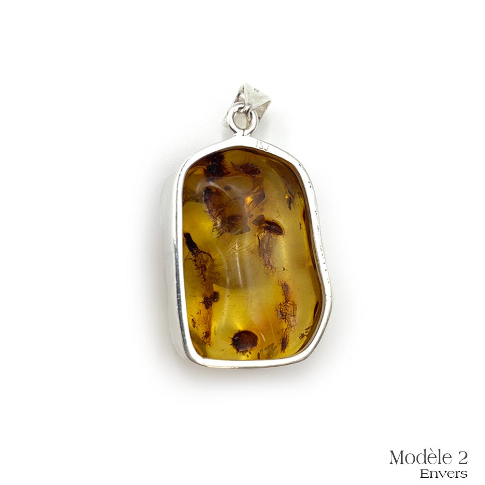 Pendentif en Ambre cerclé en Argent Massif 925/1000