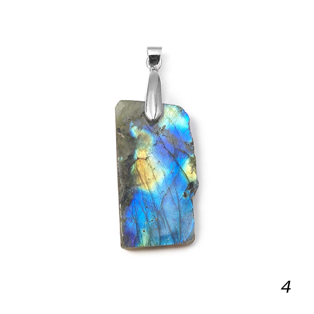 Pendentif Labradorite Bleue ou Spectrolite semi-polie