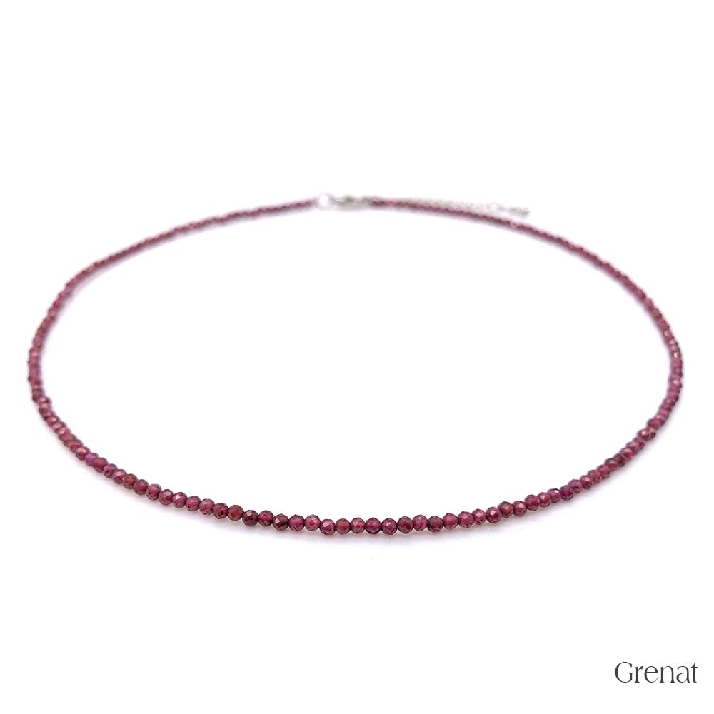 Collier de Perles Facettées en Grenat