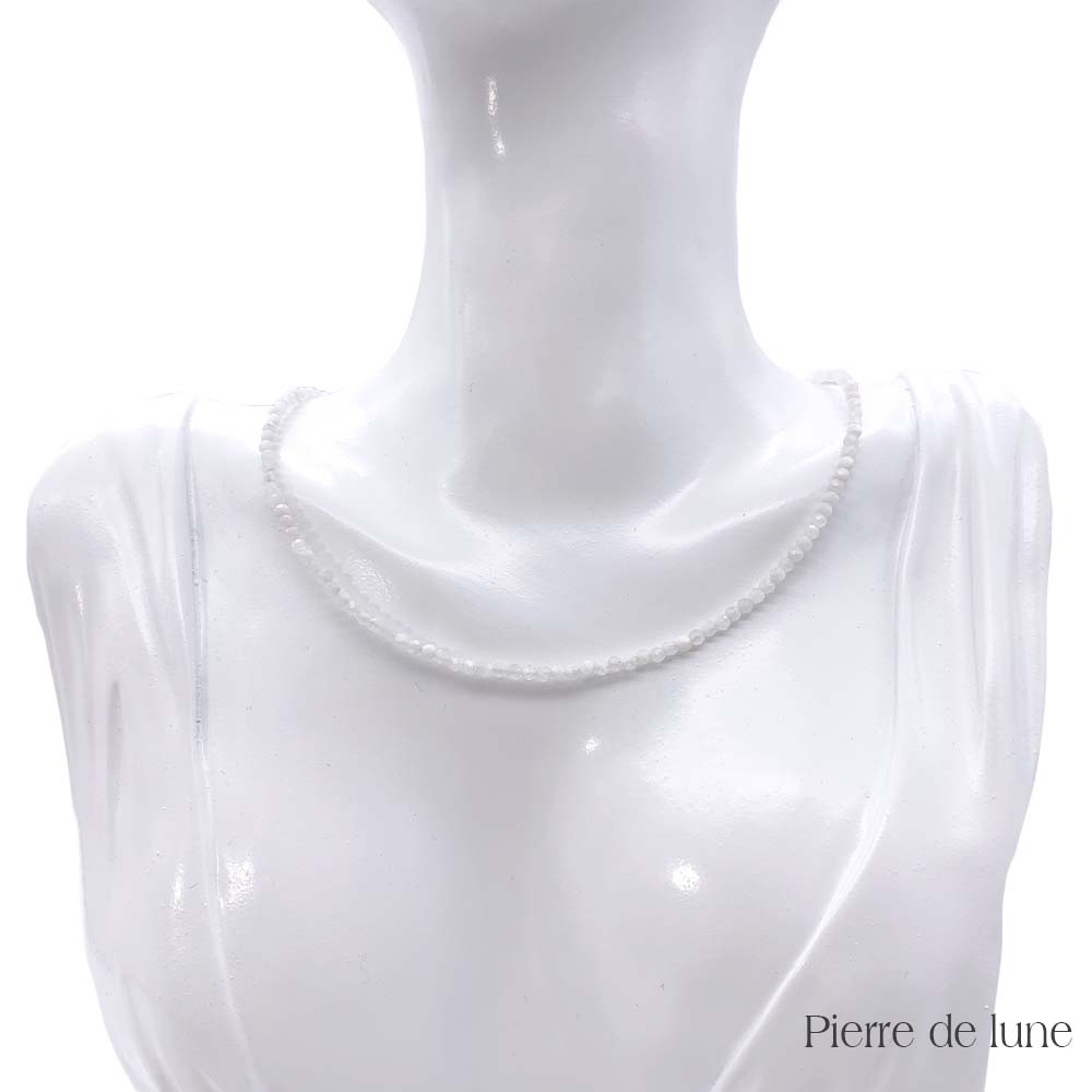 Collier de Perles Facettées en Pierre de Lune Blanche