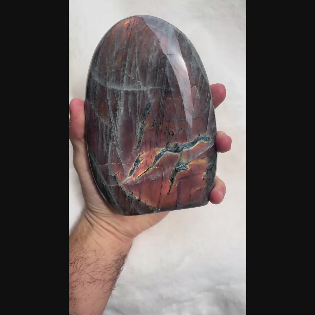 Labradorite Violette / Rose Forme Libre de Qualité Extra