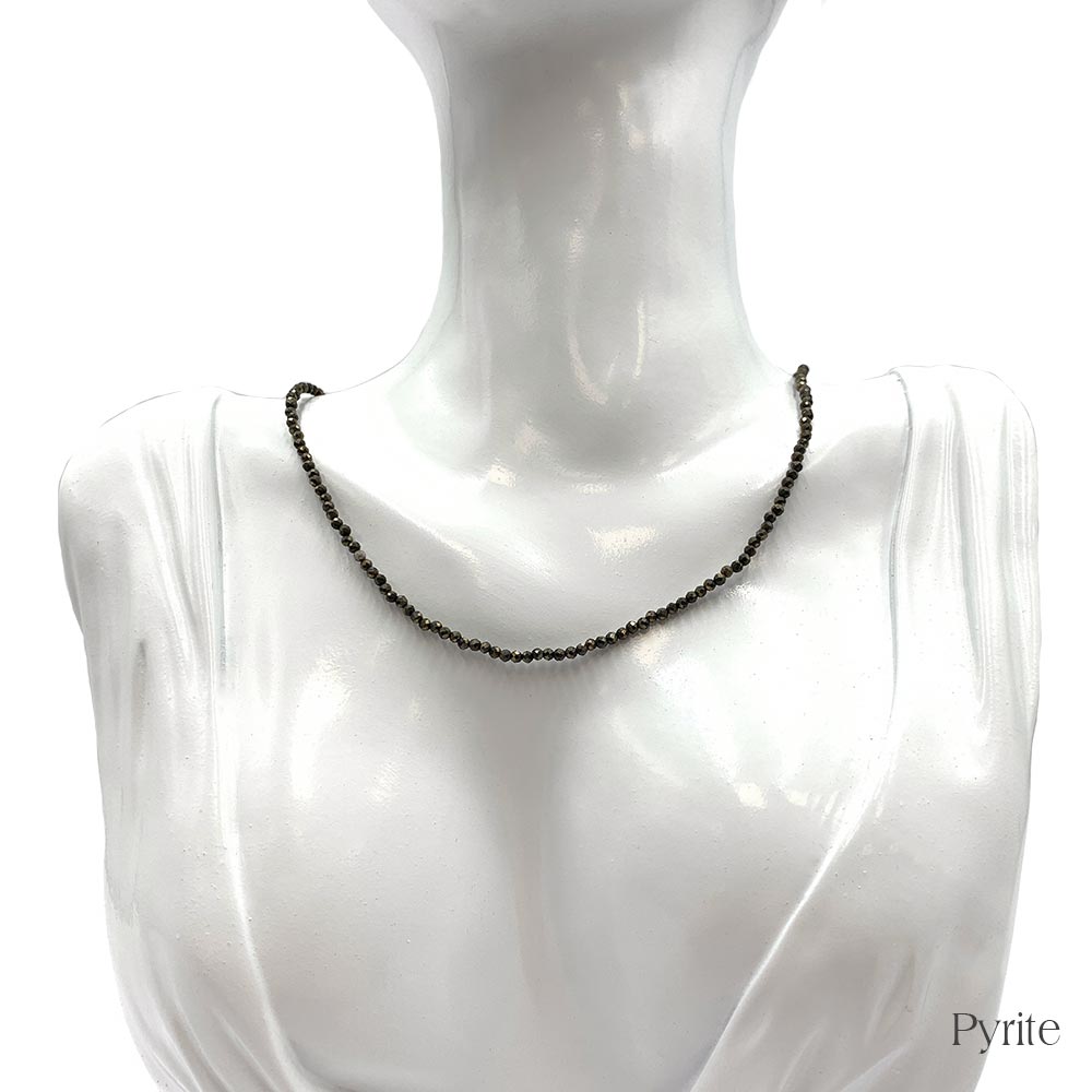Collier de Perles Facettées en Pyrite