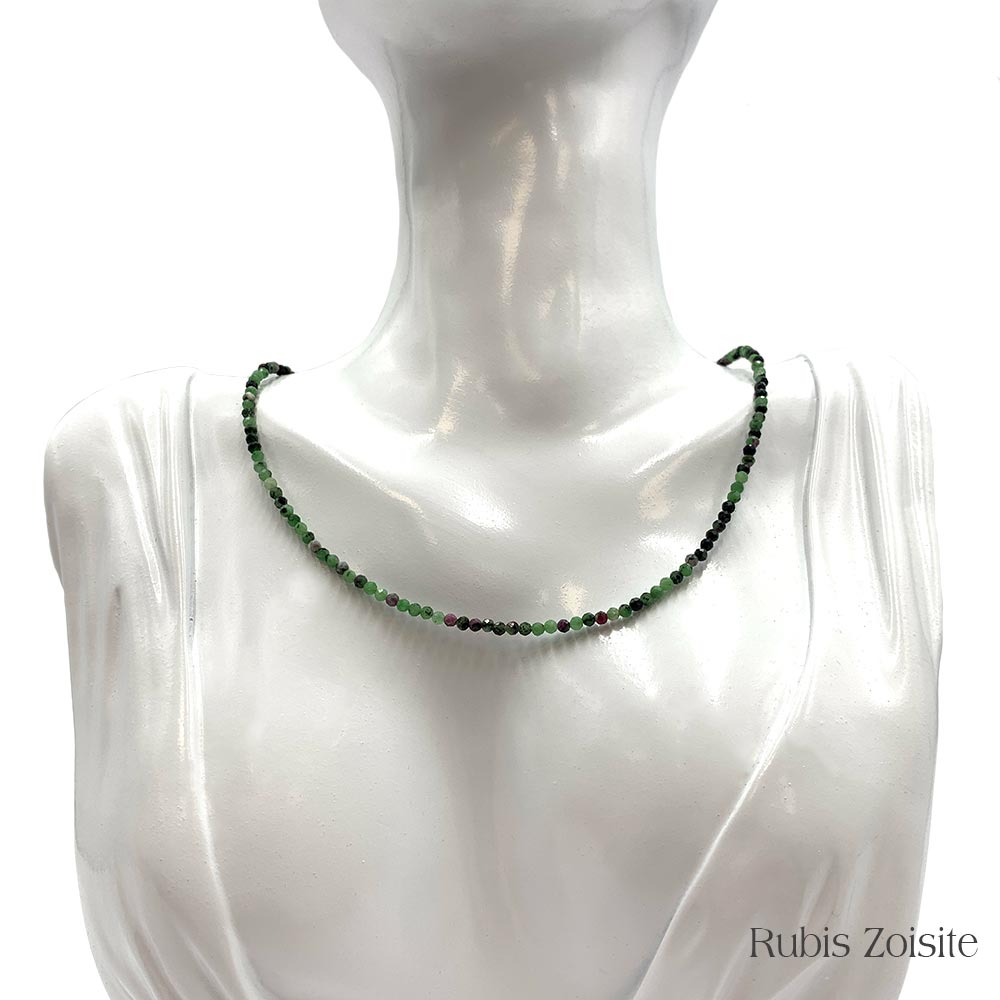 Collier de Perles Facettées en Rubis Zoïsite