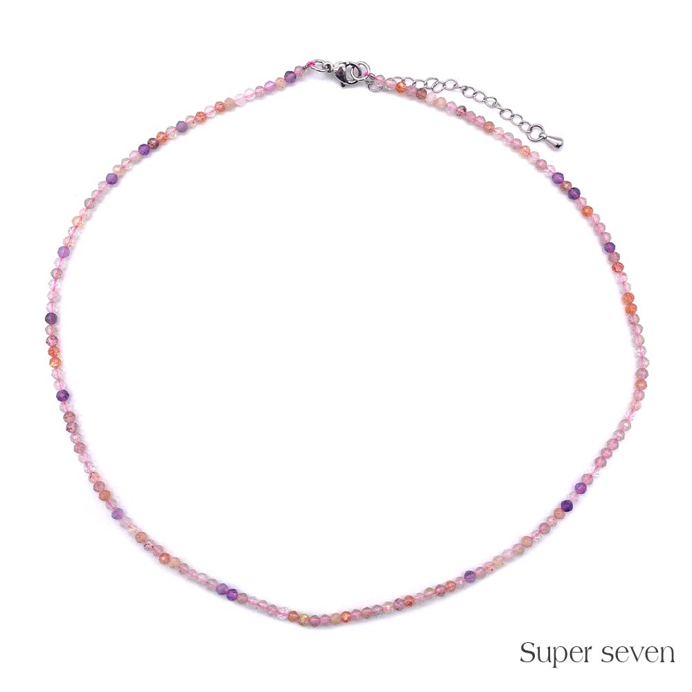 Collier de Perles Facettées en Super Seven