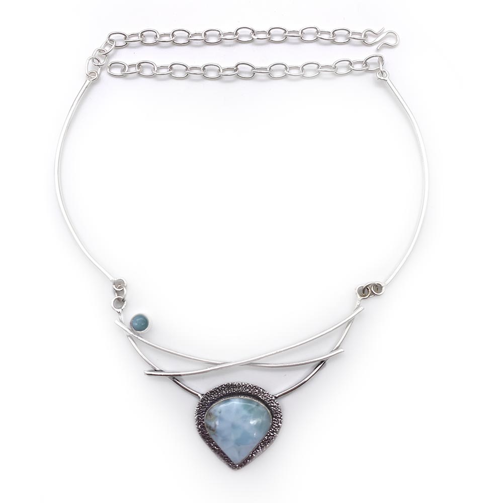 Collier Larimar