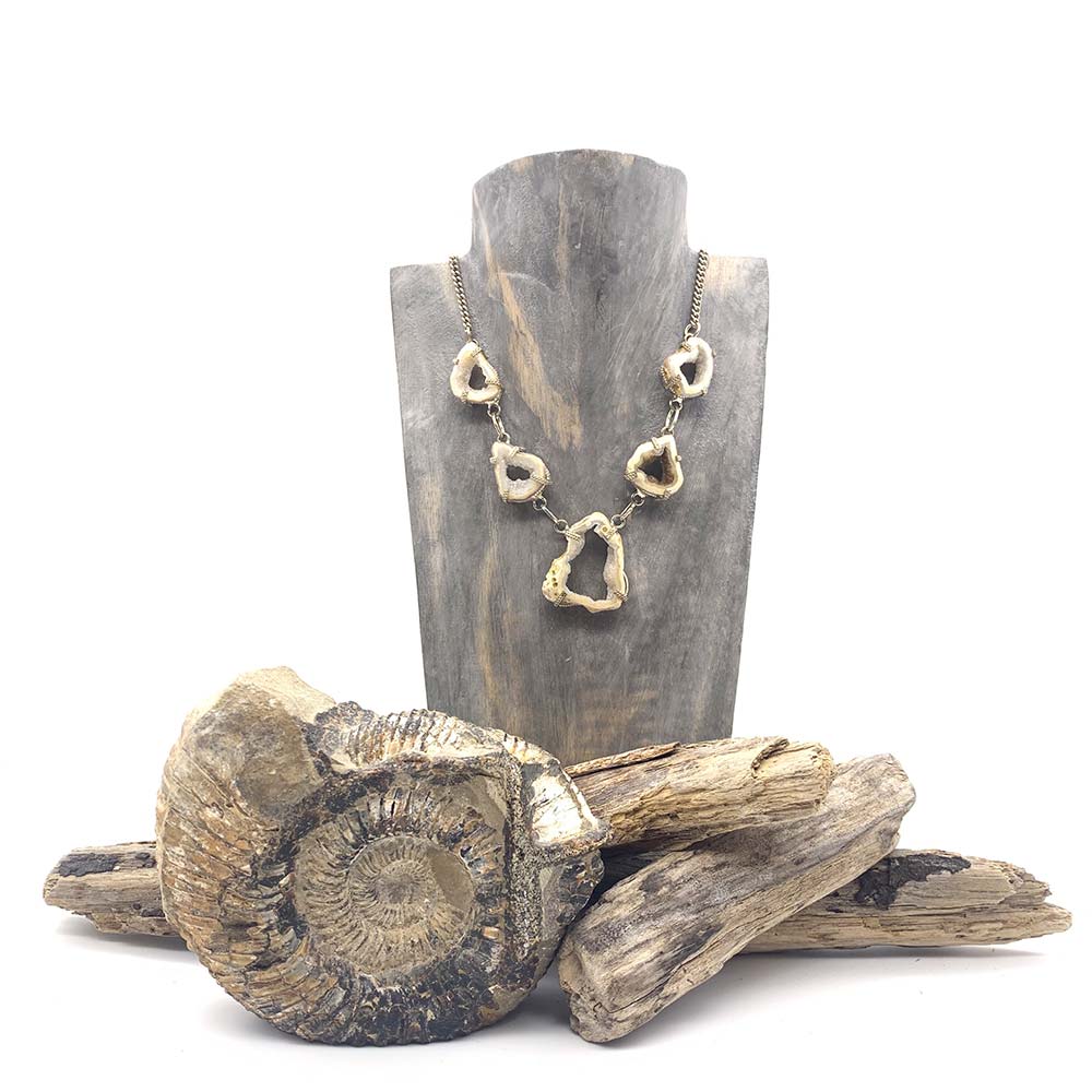 Collier Agate