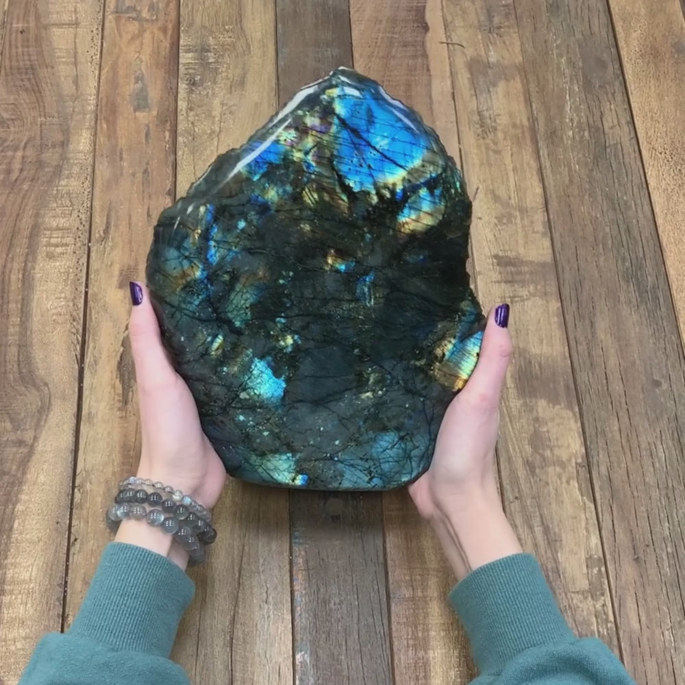 Labradorite Semi-Polie