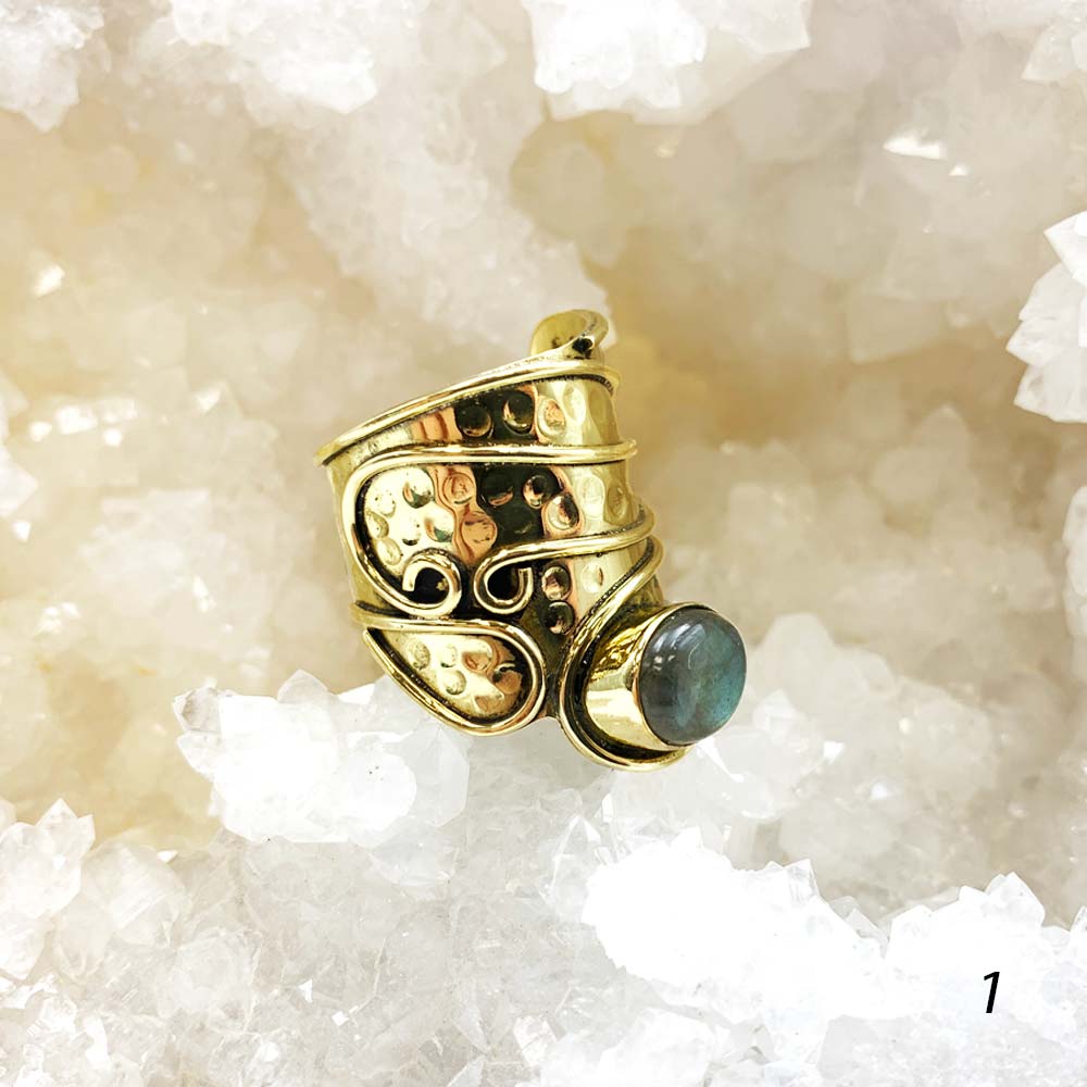 Bague Ethnique en Laiton et Pierre Naturelle