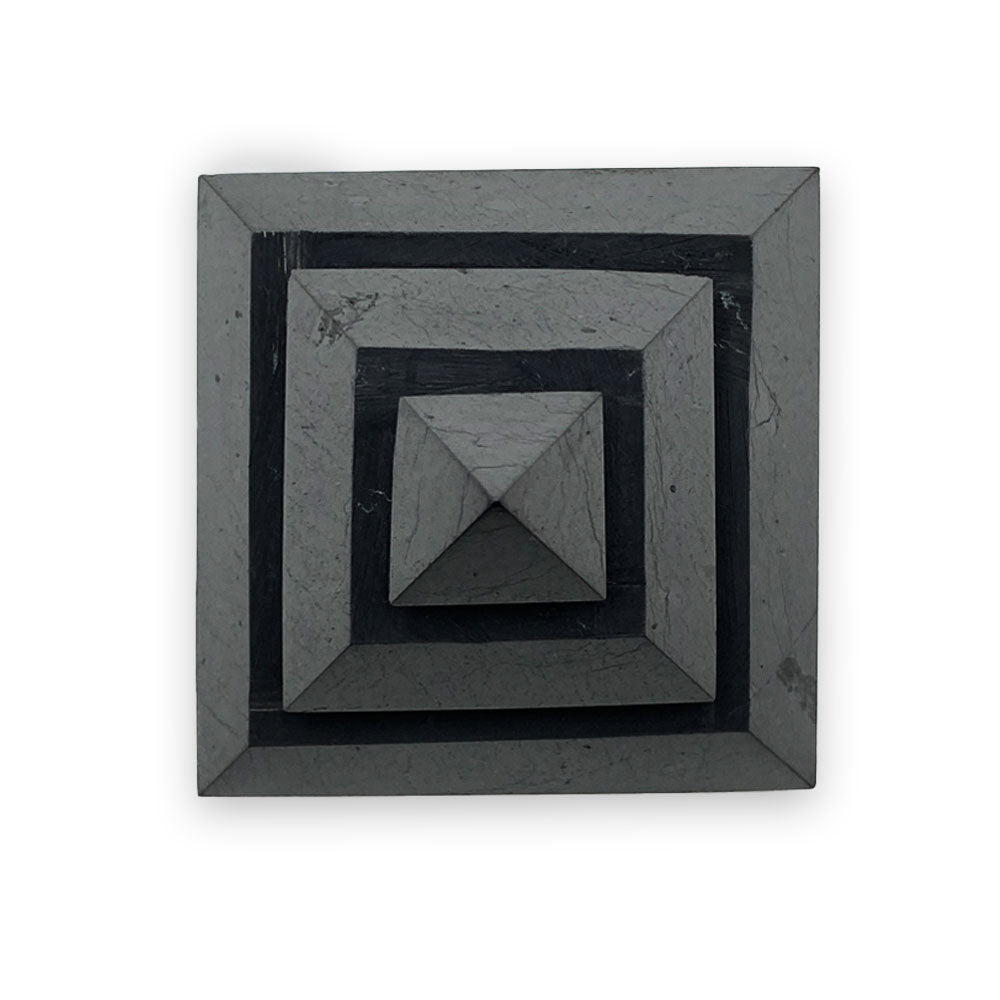 Pyramide Saqqarah en Shungite Brillante - 7 cm