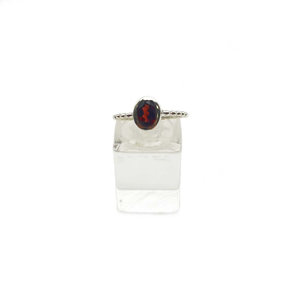 Bague Argent en Grenat de Qualité Extra