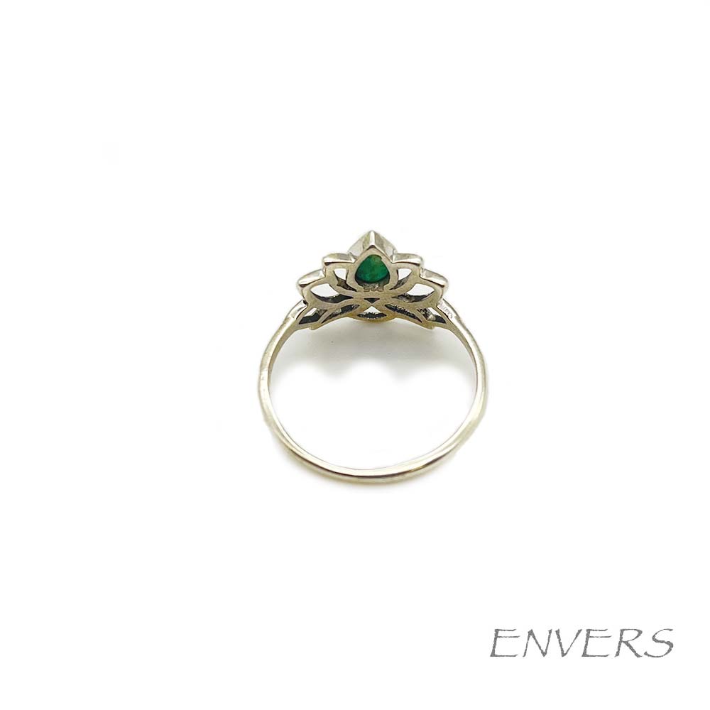 Bague Argent "Lotus" en Émeraude facettée